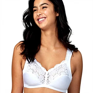 Wonderbra Floral Lace Everyday Full Support Cushioned Strap Wireless Bra