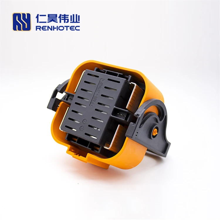 500A MSD Manual Service Disconnect for Servicing PHEV System Plug With Fuse and Front Mount Receptacle