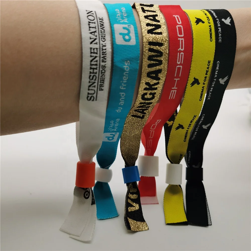 2020 Barrel Lock Wristband One Time Use Plastic Lock Wristbands - Buy ...