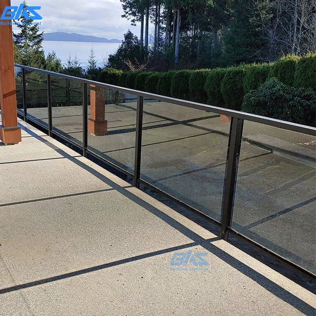 Balustrade Manufacturer Supplied Modern Aluminum Post Tempered Glass Balcony Railing Kit Gates Houses OEM/ODM Options Available