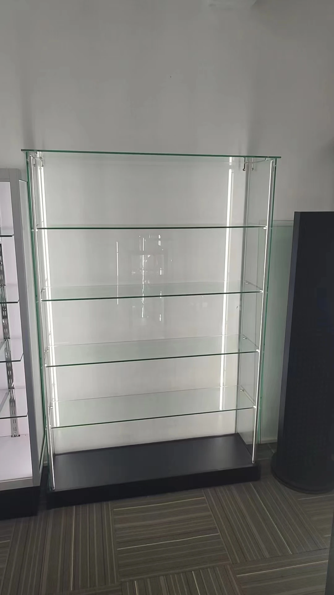 Frameless Showcase Full Vision Glass Display Cabinet Smoke Shop Display ...