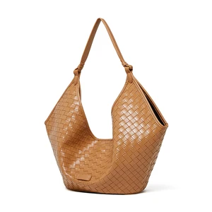 Minimalist Handmade Woven Genuine Leather Single Strap Portable Candy Waterproof Bag for Women Fashion Luxury Polyester Lining