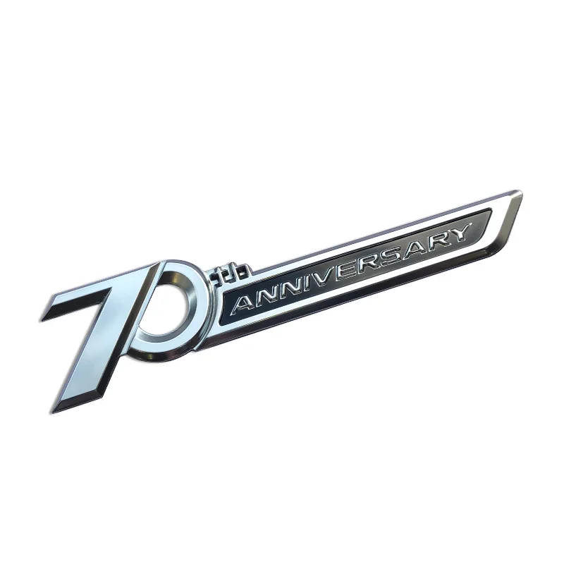 ランドクルーザー300 70周年エディション クロームバッジ 車体ステッカー用