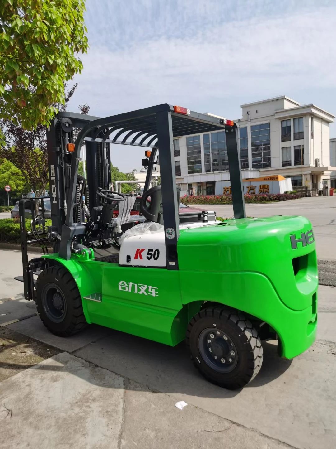 Diesel Forklift 2 Ton Cpcd20 With 3 Stage 4.5 Meter Mast Used In ...