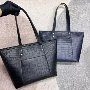 Manufacturer's Luxury Custom-made crocodile Leather Handbag with Customizable LOGO for Women, Suitable for Daily Use