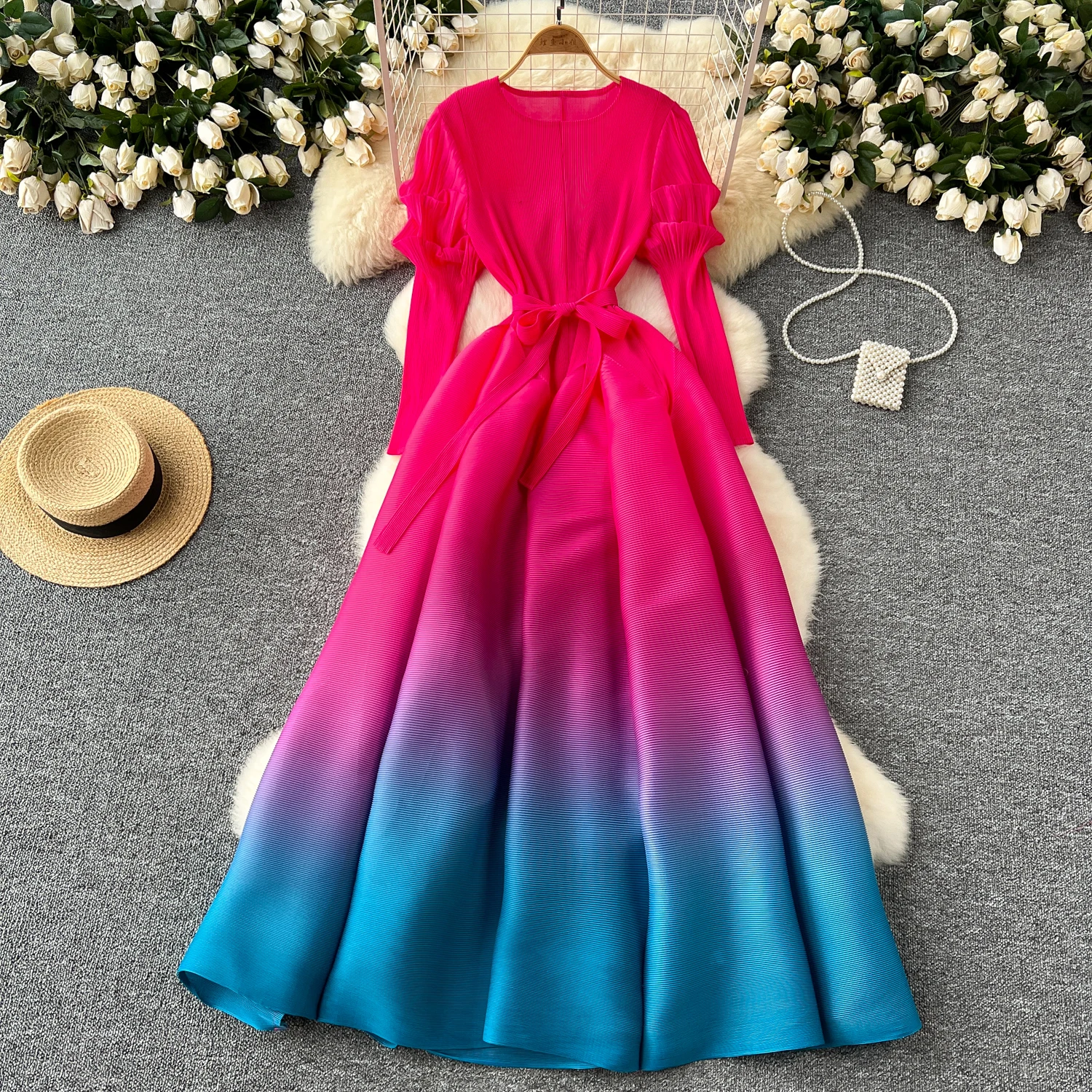 Vintage LE2528 O-Neck Large Size Dress - Loose Full Sleeve, Pleated Floral  Design for Elegant Evening and Weddings