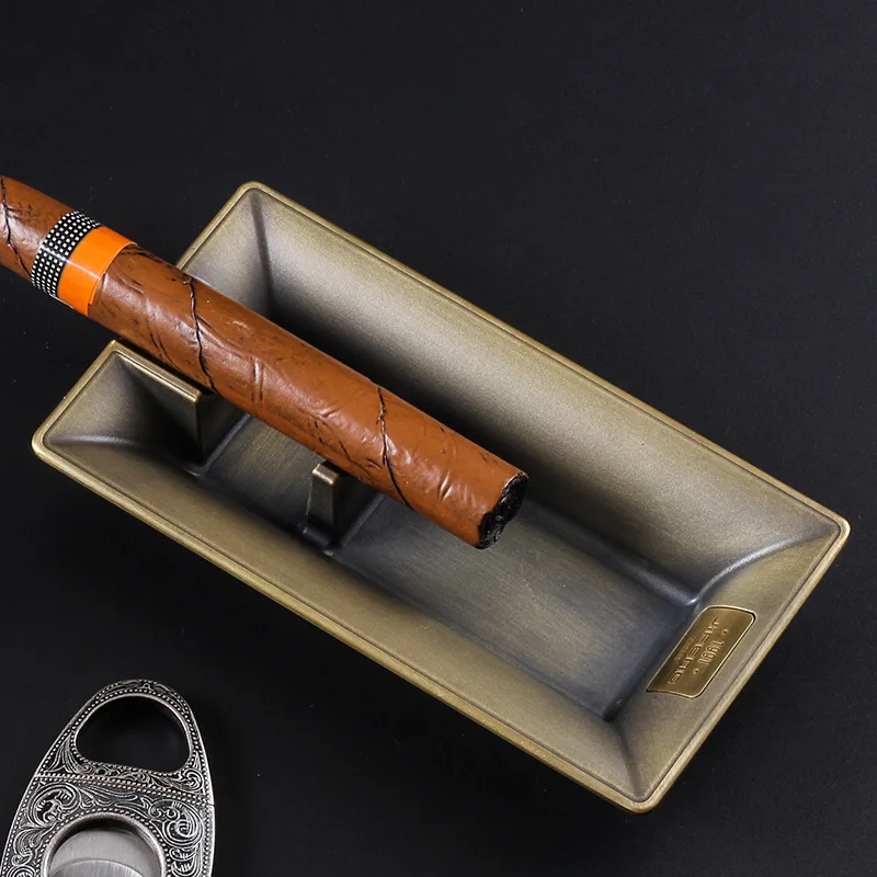 Оптовая продажа креативная латунная металлическая сигарная пепельница с индивидуальным логотипом винтажная индивидуальная держателем для сигар бронзовая