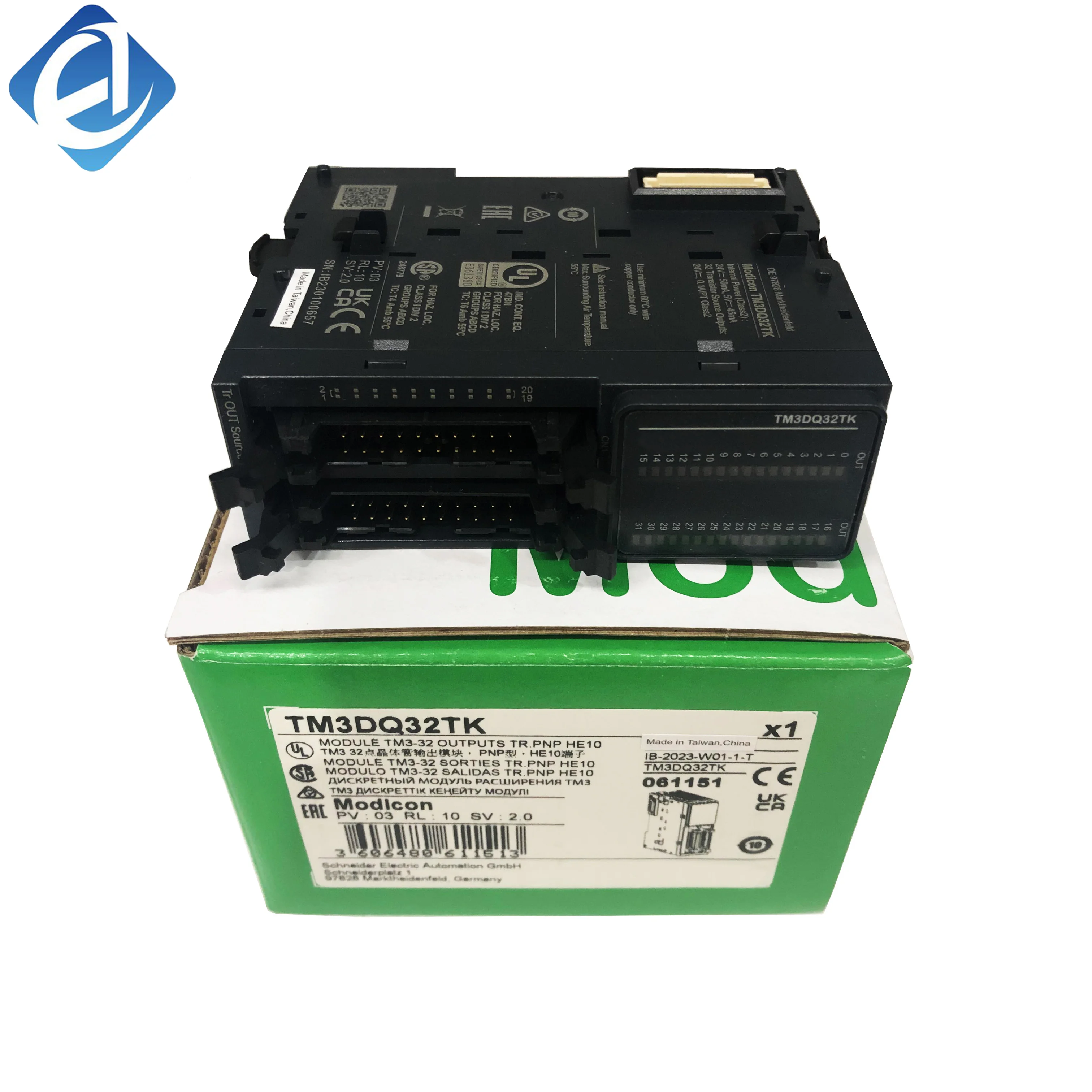 ماژول خروجی دیجیتال جدید و اصلی سری Modicon TM3 با مدل TM3DQ32TK. این ماژول دارای ۳۲ کانال خروجی ترانزیستوری، انتقال سیگنال سریع و عملکرد پایدار است. ویژگی‌های آن شامل ساختار فشرده، نصب آسان و قابلیت گسترش انعطاف‌پذیر می‌باشد.