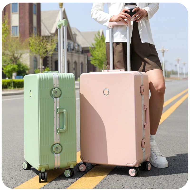 OEM Travel Case Luggage With PC Material Unisex Carry-on Large Wheeled  Suitcase Waterproof and Anti Theft Multi Colors