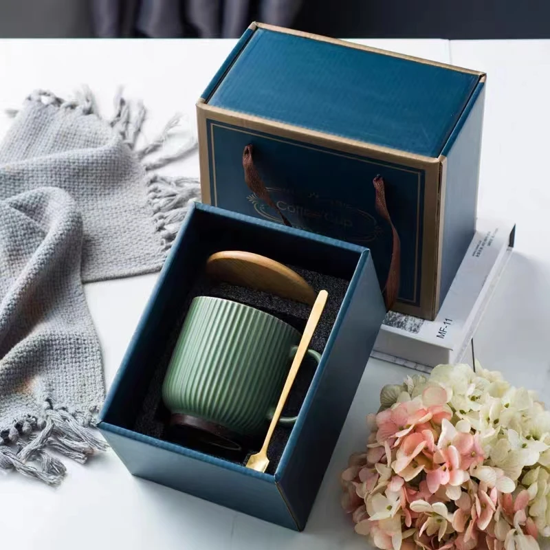 Groothandel Morden Ceramic Coffee Mug With Handle Multi-colored Custom Nordic Matte Mug Cup supplier