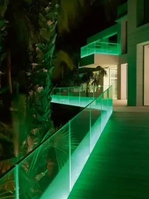 Fashion Design Aluminium U Channel Frameless Glass Railings with LED Light for Balcony Balustrade details