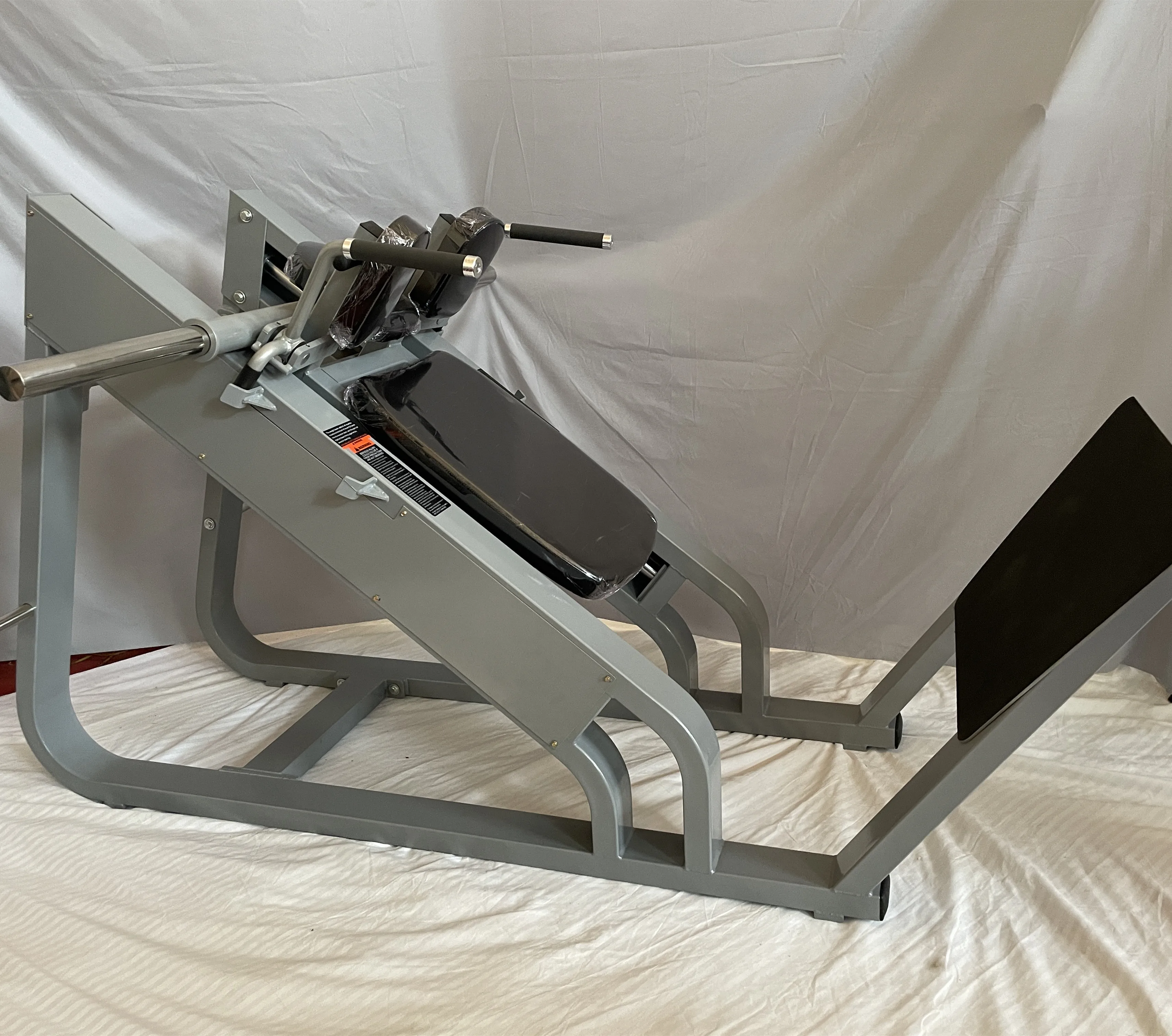 ジム フィットネス器具 ハックスクワット レッグプレスマシン SE46