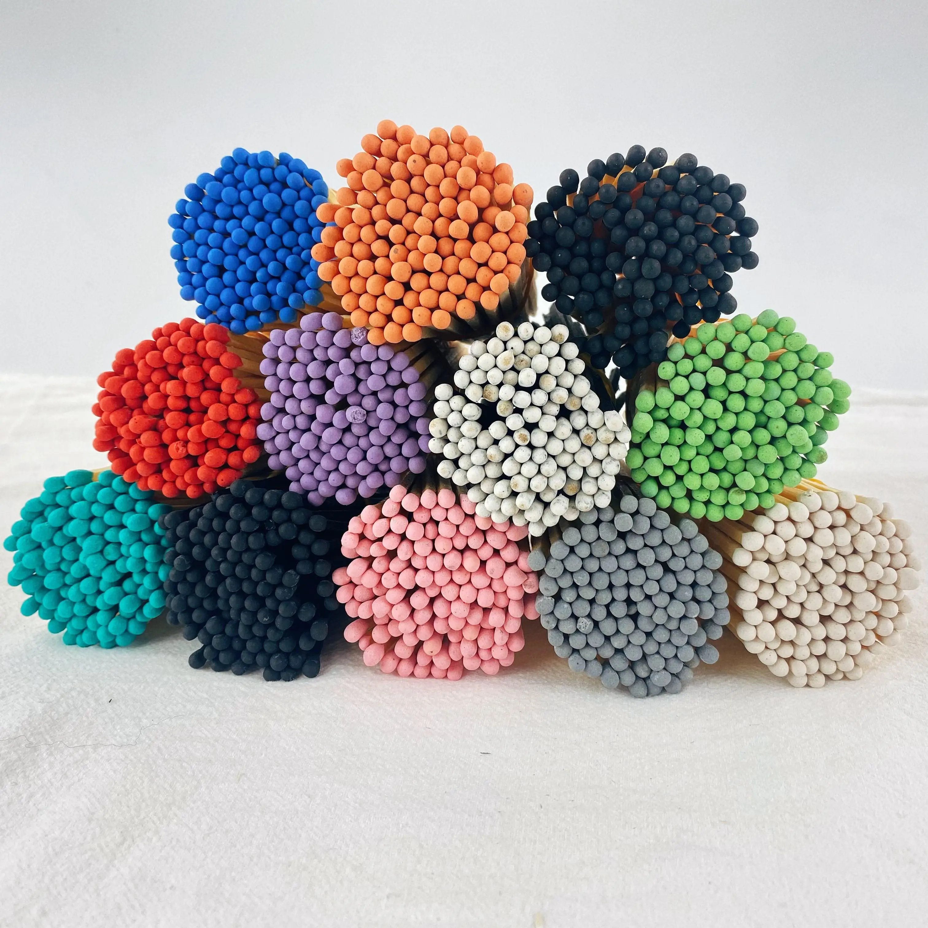 High Quality Matches Factory Color Matchstick Wooden 2-3-4 Inch Safety Stick Colorful in Bulk Custom Luxury Matches for Hotel