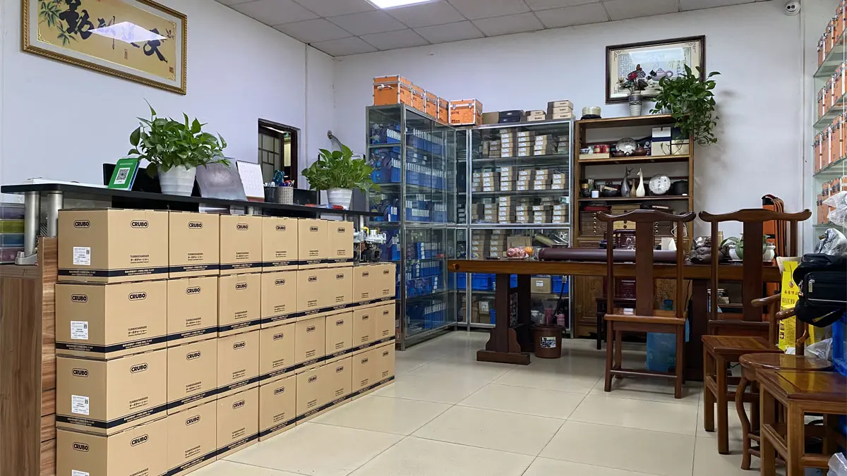 Guangzhou Tianhe District Qianjin Huayishun Machinery Parts Business Department