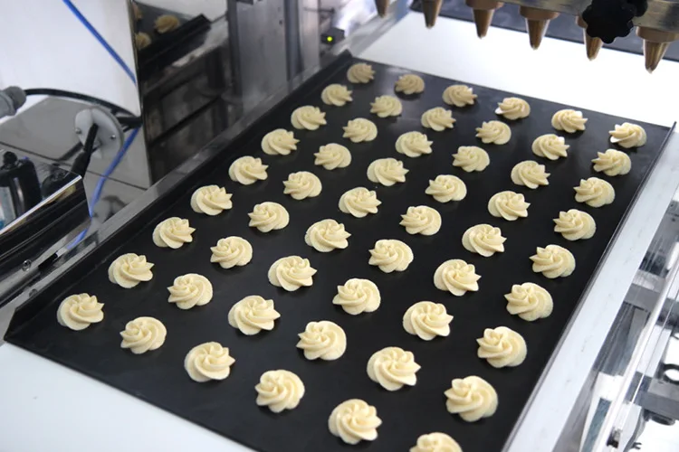 Automatic Bakery Soft Gingerbread Cookies Maker Machine Small Cookies Depositor Machine