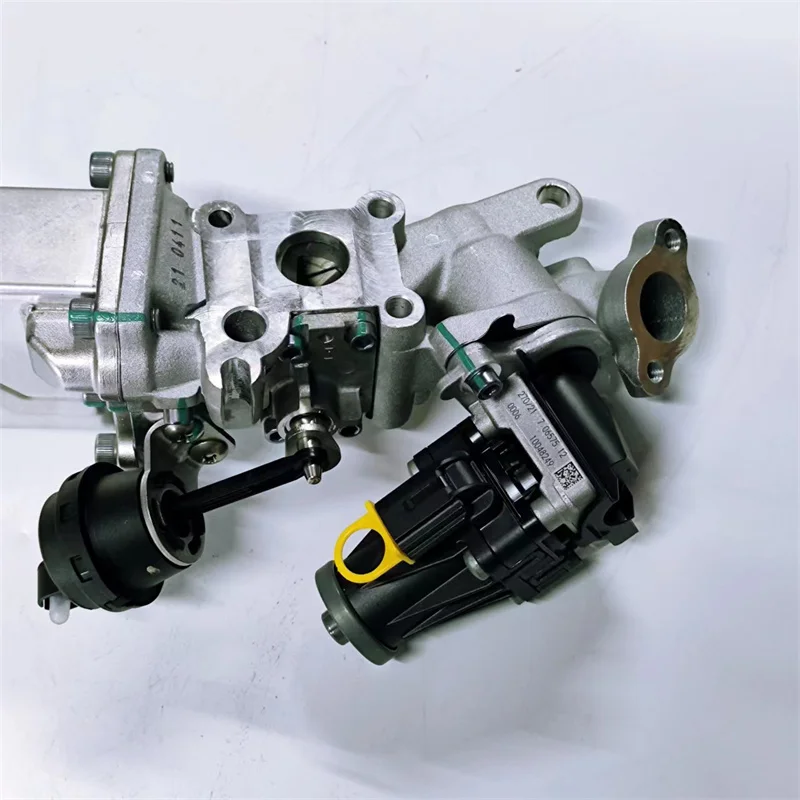 Auto Spare Parts Engine Cooler System EGR Valve Assembly Kit Cooler for SAIC Maxus G10 OEM 10168962
