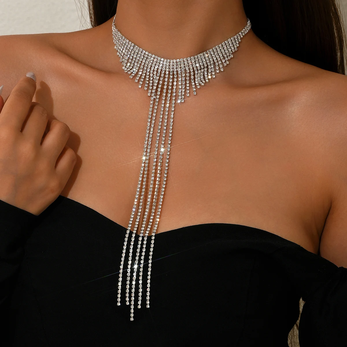 Elegant Women's Long Chain Necklace for Any Occasion