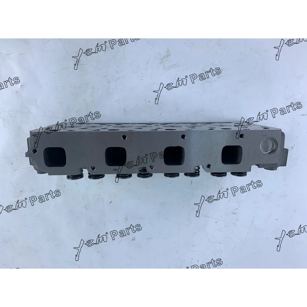 V2203 Cylinder Head Assembly for Kubota Cylinder Head Assembly Engine Parts Factory 2