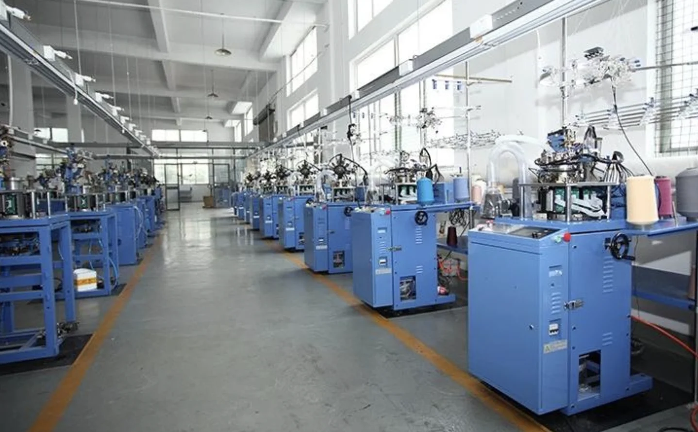 Машина для связывания носков швейная машина