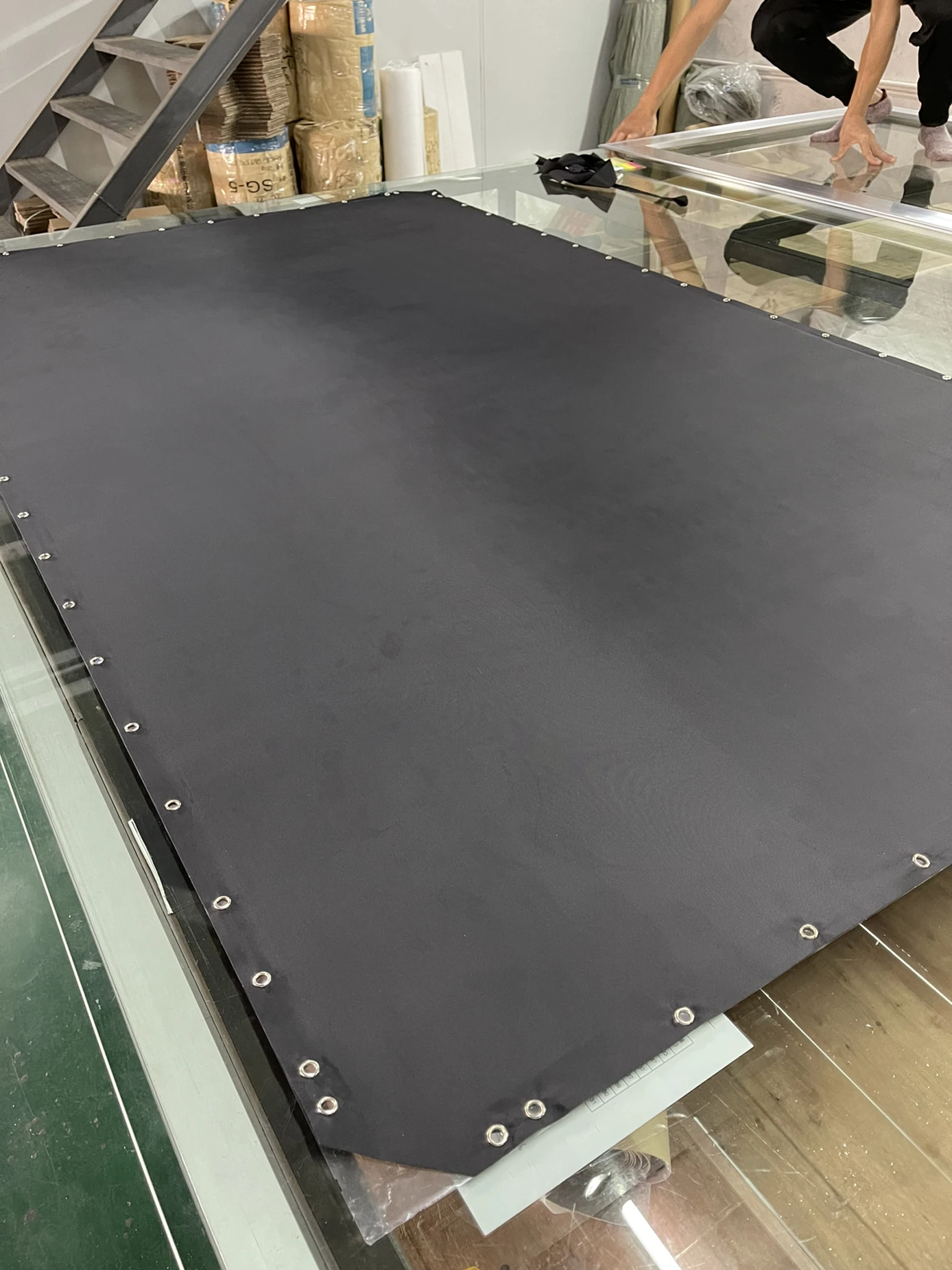 Yinzam Universal Anti-Lighting Projector Screen for All Kinds of Projectors UST Picture Frame ALR Fresnel Screens CBSP XY Fixed