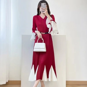 2025 New Women's Elegant Pleated Midi Dress, V-Neck Ruffle Sleeves, Color-Block Hem Belt