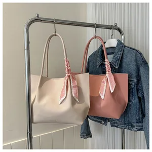 PU Leather Hobo Handbags Womens Silk Scarf Top-Handle Shoulder Bag PU Leather Ladies Designer Women's Tote Bags for Womens