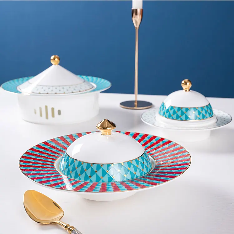 Luxury Morden Fine Bone China Dinnerware Set Includes Dishes Plates Bowls Soup for Christmas