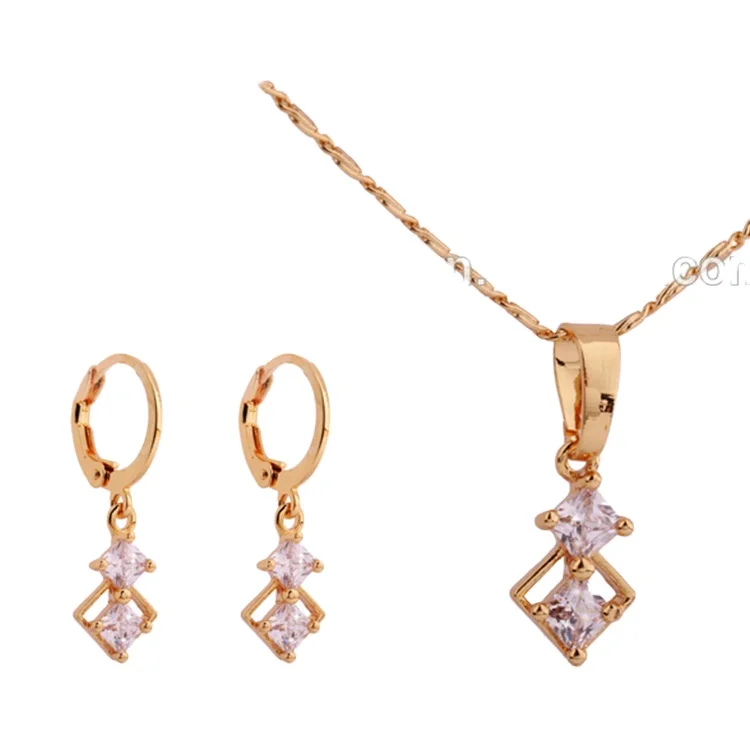 Saudi Arabia 18K Gold Plated Necklace / Saudi Arabia Jewelry / Saudi Arabia Pendant / Saudi Arabia Gift