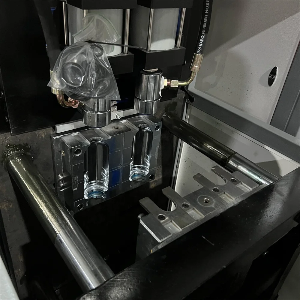 Semi Automatic Pet Hand Sanitizer Bottle Stretch Blow Molding Making Machine for Disinfection Water Bottle Making Machine