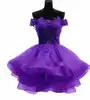 Modello corto viola intenso