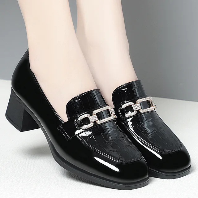 Wholesale custom Pumps women's shoes 2023 new patent leather fashion casual shoes comfortable soft sole office shoes