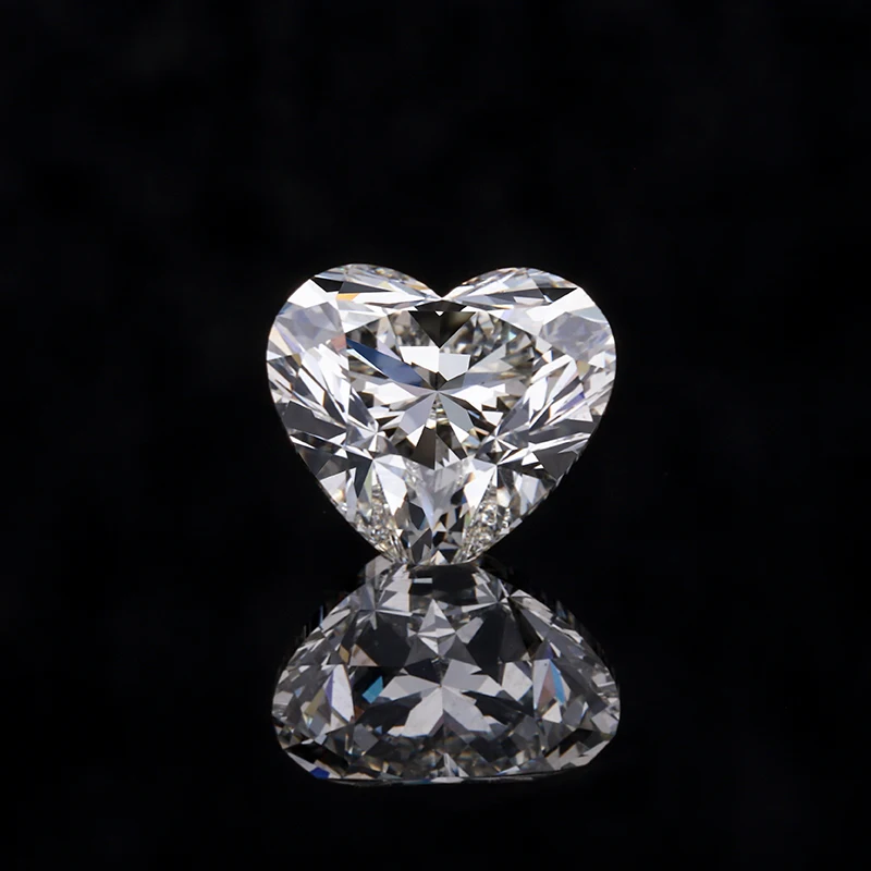 moissanite stones4.jpg