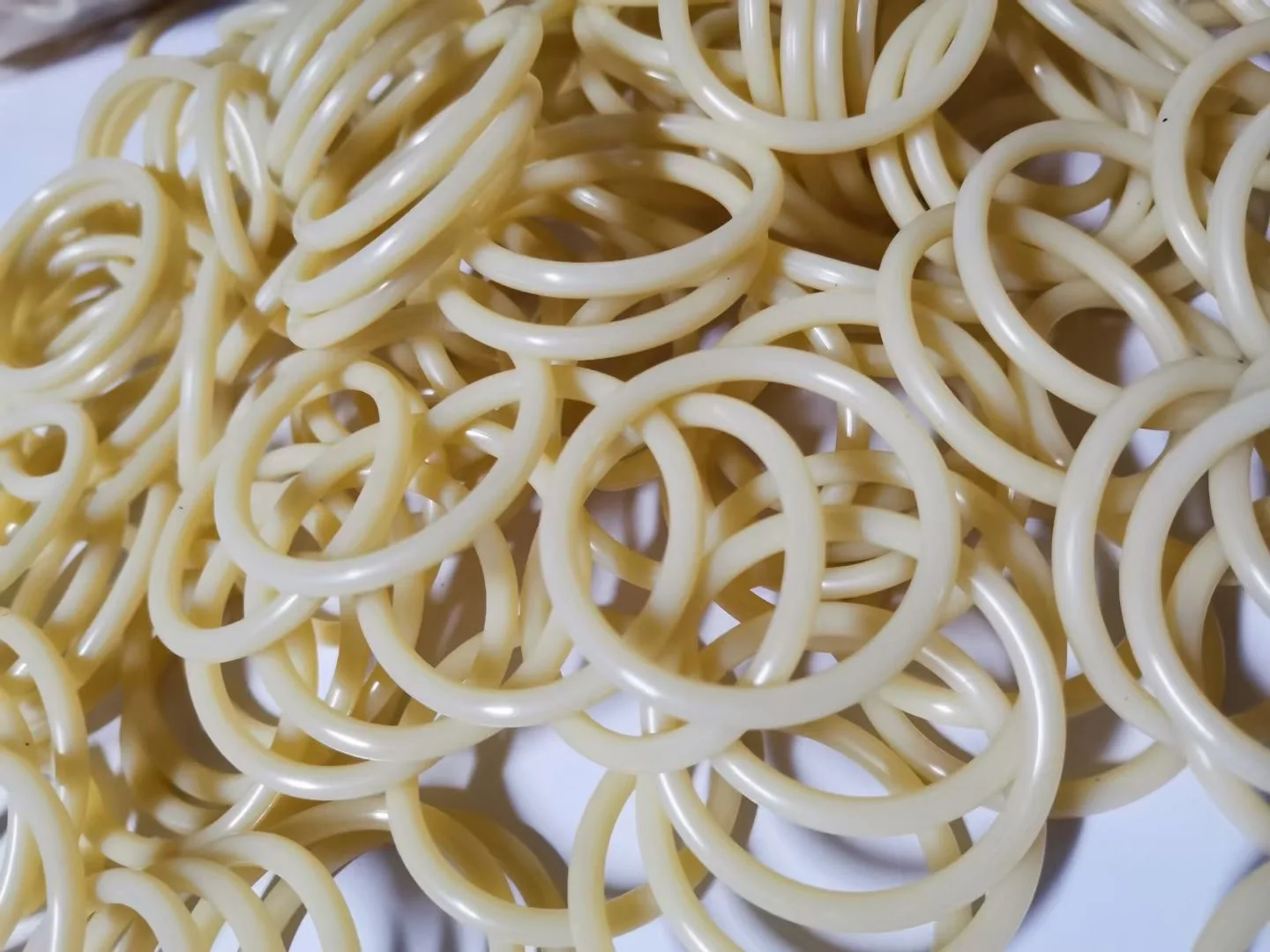 Soft Oring Ring O Customized Hardness 40/50/60 Nbr Fkm Hnbr Epdm Cr Silicone O Ring Rubber Seal