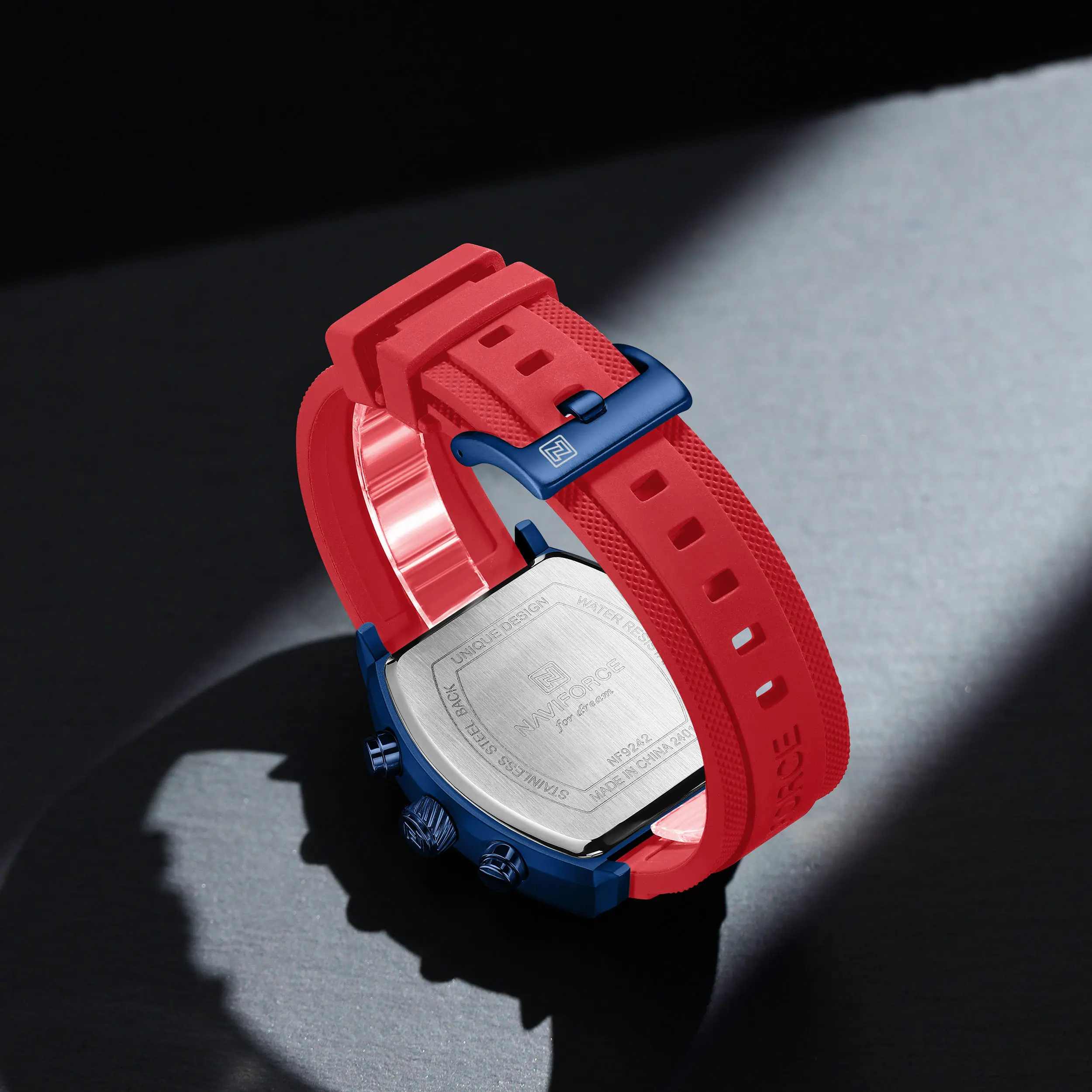 NAVIFORCE 9242男士手表新款防水时尚石英液晶数字显示手表Relogio女性化钟表