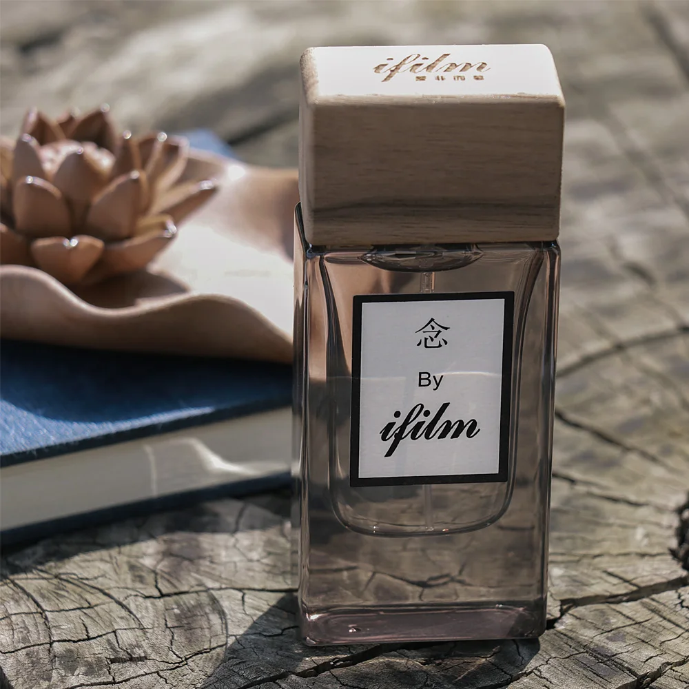 30ml 50ml 70ml 80ml 100ml Simple Modern Style Round square Rectangular Cologne Perfume Bottle with Wooden Cover