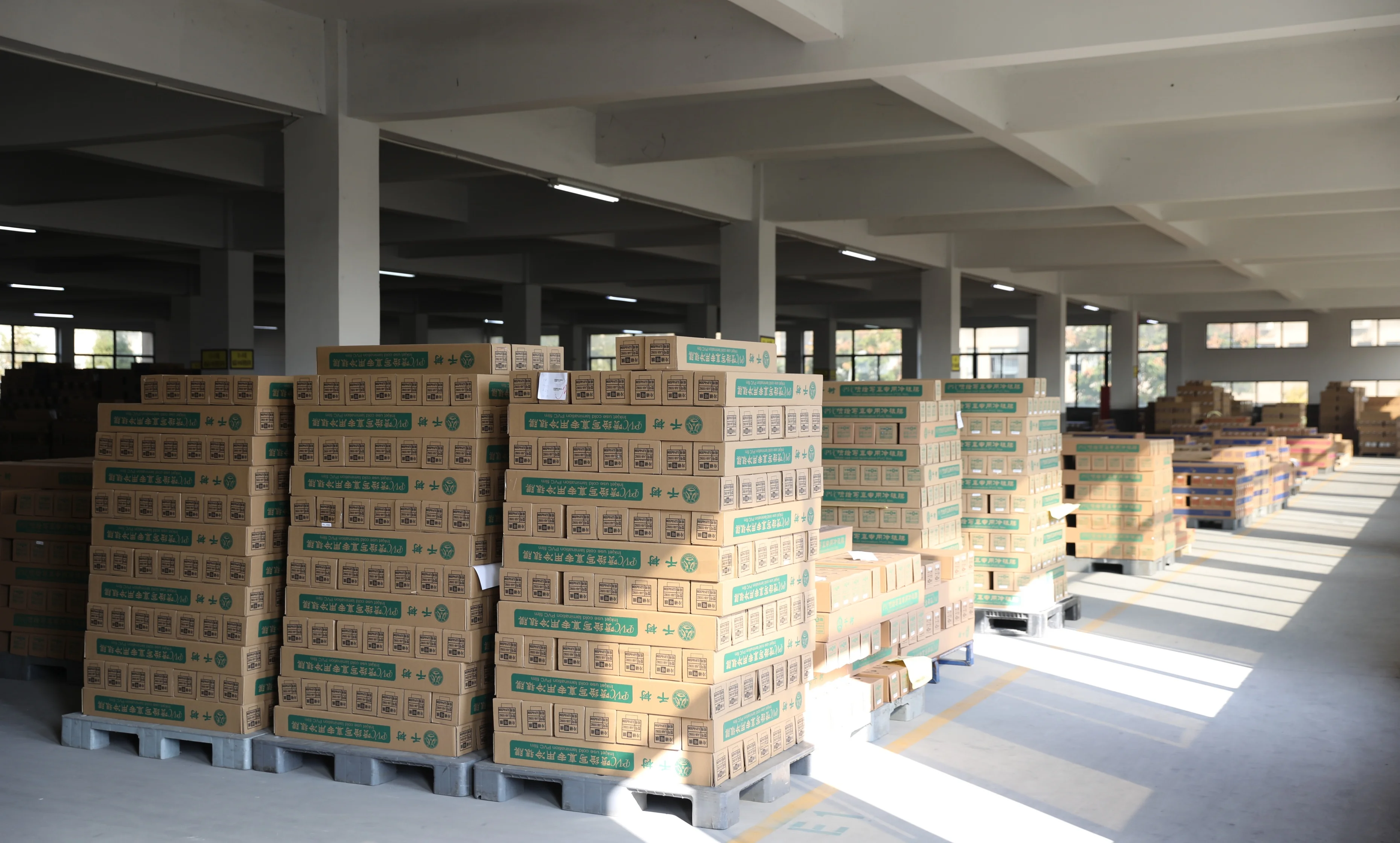 Premium Adhesive Holographic Window Film for Stickers and Security Labels details