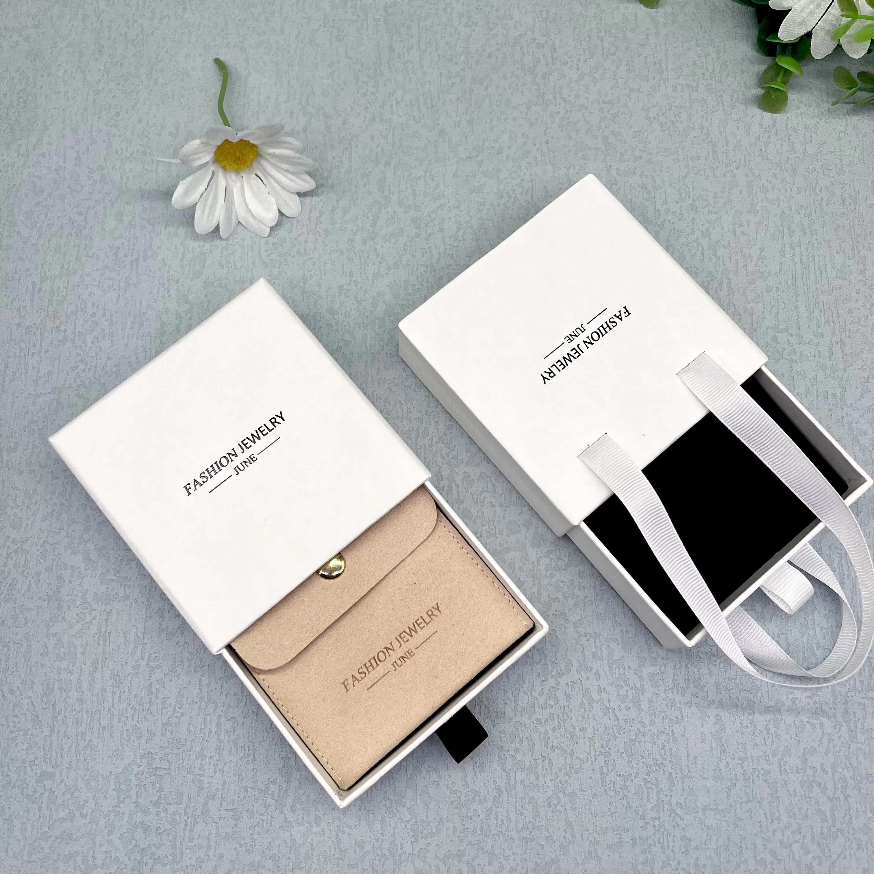 Wholesale Luxury Jewelry Packaging - Custom Boxes & Pouches