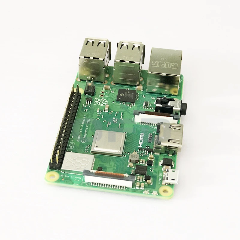 Raspberry Pi 3 model B+(プラス) NOOBS 32GB Amazon.com: Raspberry Pi 3 B+ (B Plus) Starter Kit(32 GB