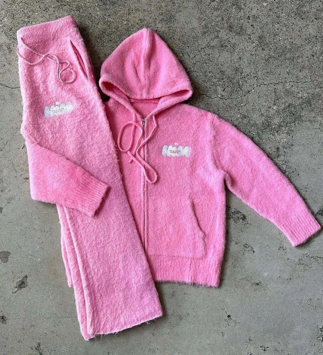 OEM Custom Logo Fuzzy Knitwear Sweater Fashion Knitwear Letter Jacquard Sweater Zip-up Men Streetwear Knit Hoodie Set Unisex