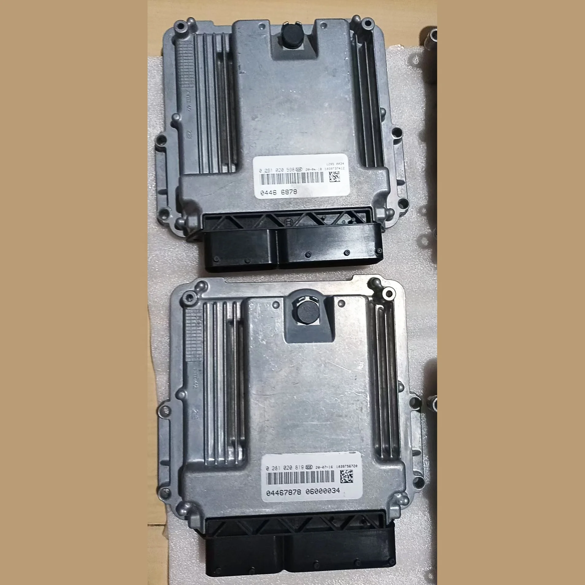 High Quality  ECU Engine Control Unit 0281020819 06000034 12630045