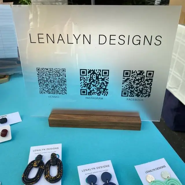 Customize Your Unique Products with QR Code Display Holders