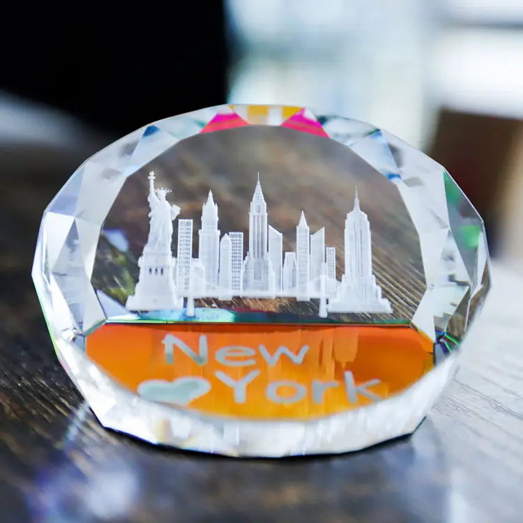 Hot Sale Professional Customized Business Gift New York City 3D Laser Carved K9 Glass Crystal Paperweight details