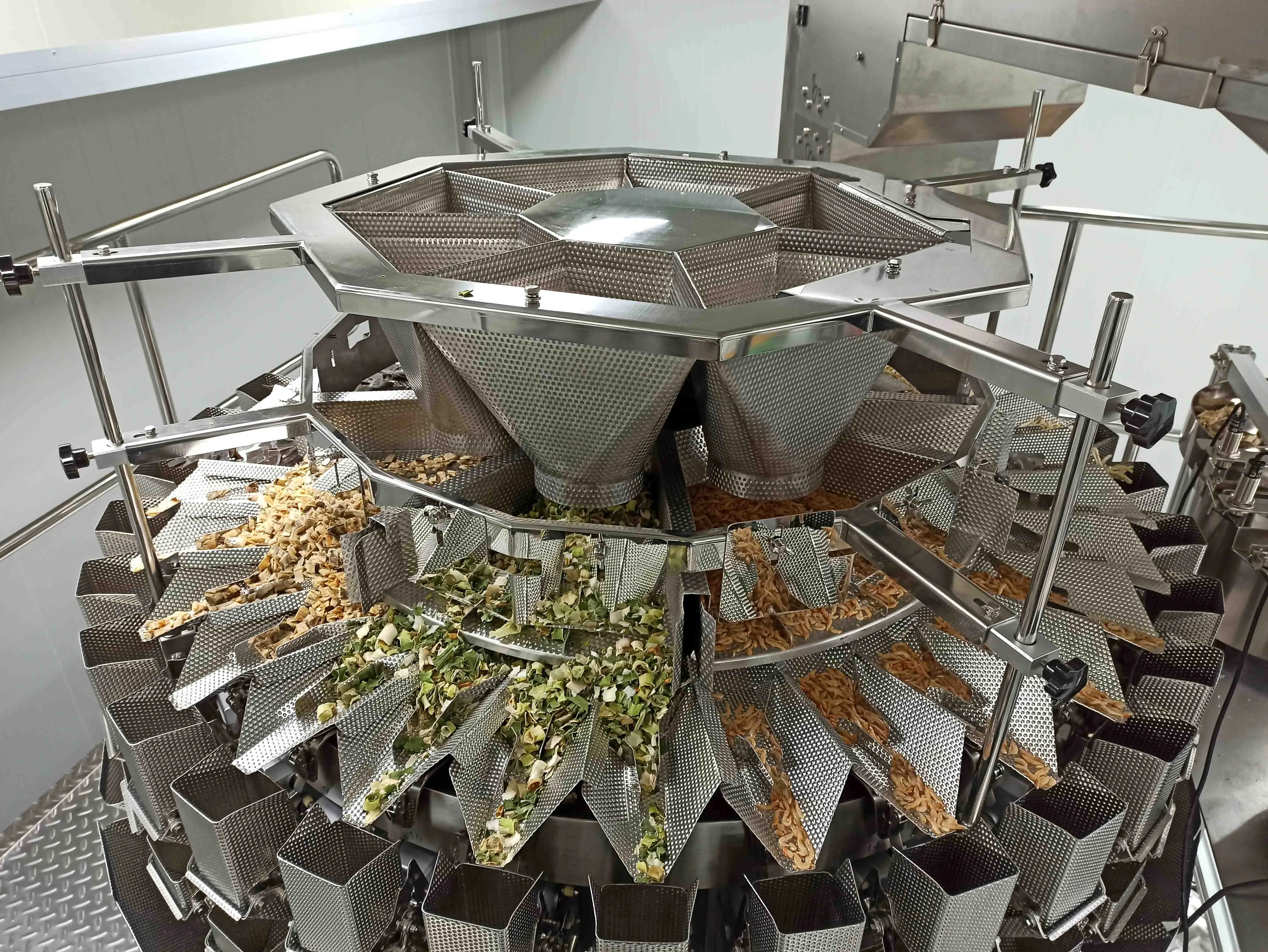 32 Head Mixing Multihead Weigher Automatic Filling Machine Nuts Sugar Packing Machine