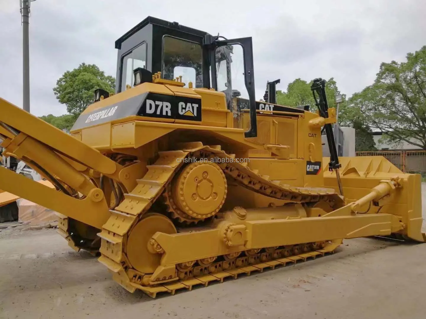 Бульдозеры caterpillar Cat dozer D7R для продажи сделано в Японии с рыхлителем