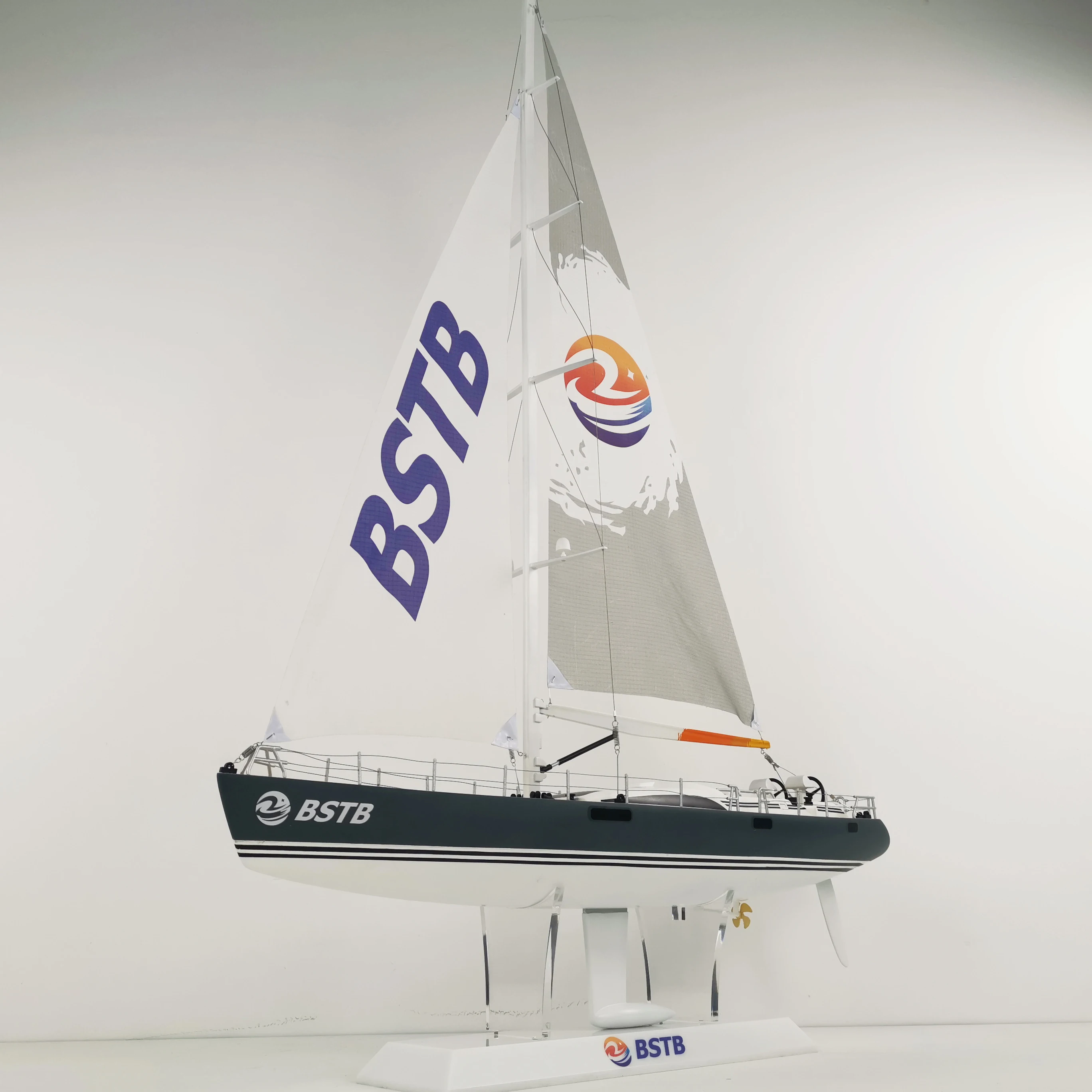 【L】Customized 62cm Sailboat Model Handmade Science Engineering Toy Miniature Scale Model Cargo Ship Ocean Artwork Studio O.A.S Boat