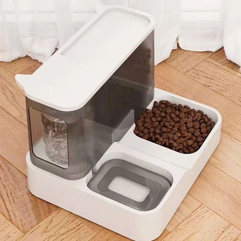 Customized Portable Cat and Dog Feeder with Non-Wet Mouth Plastic Bowl Water Dispenser Integrated Design for Cats