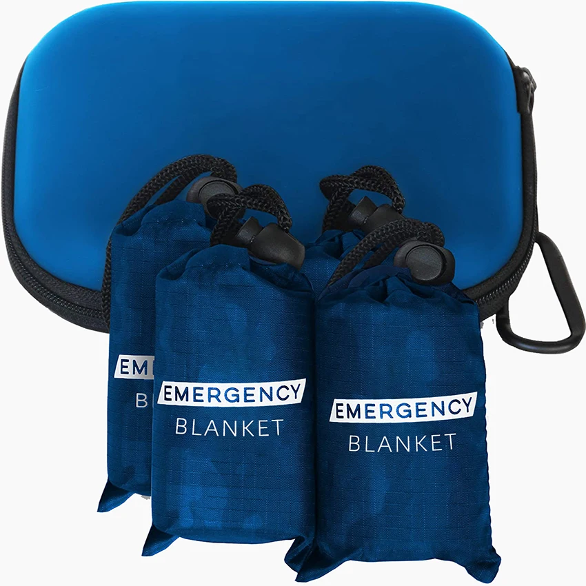 Outdoor Mylar Emergency Blankets 4 Pack Of Extra Large Thermal Foil Space Blankets For Outdoors