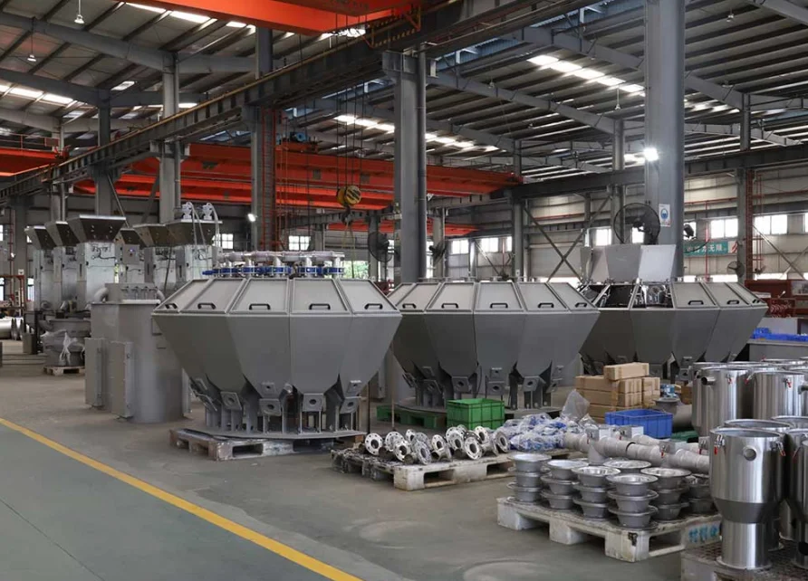 4 Component Multihead Weigher Powder Doser Chemical Machinery Equipment Automatic Plastic Additive Dosing