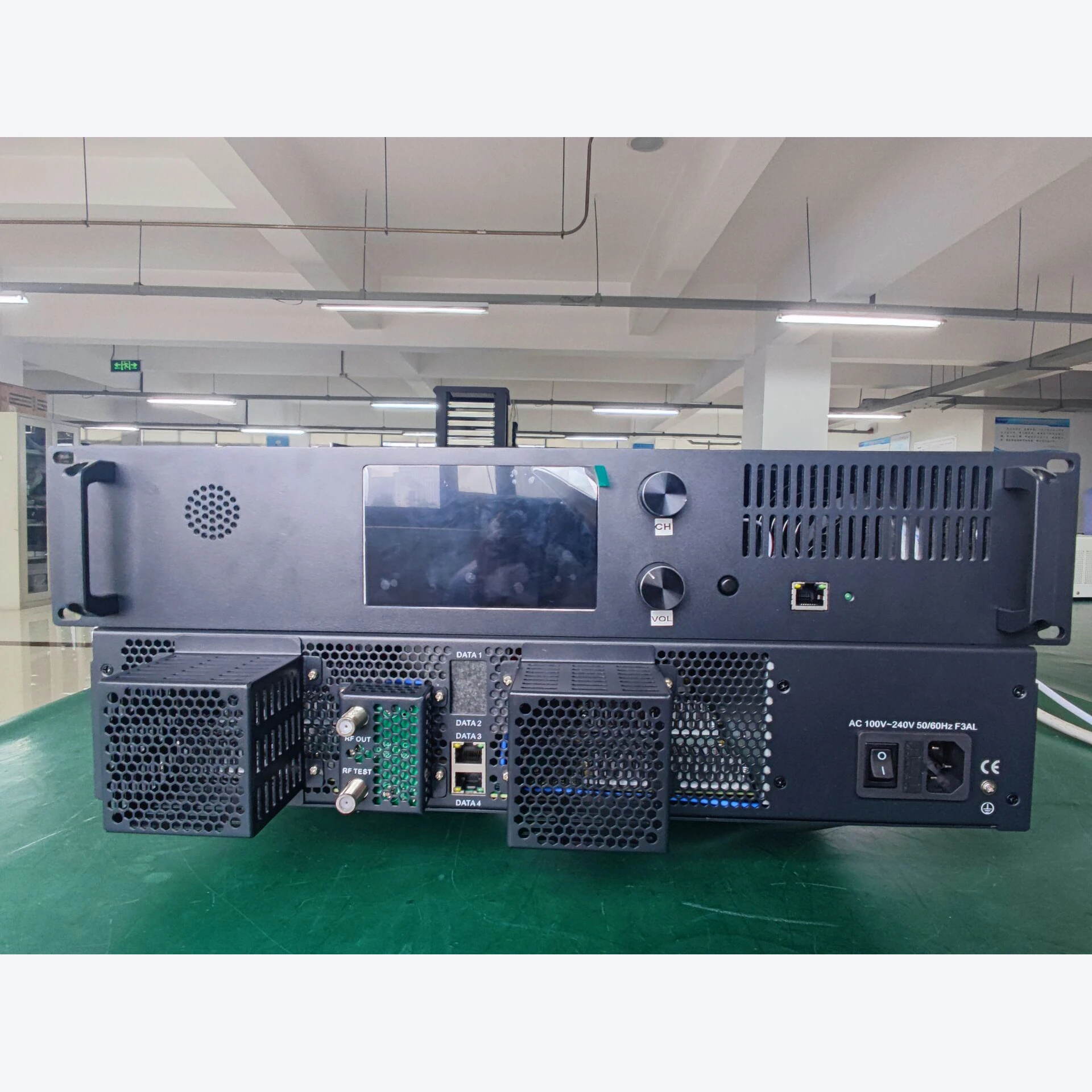 New Big Display DSM2500C 32 in 1 IP to Analog  PAL/NTSC Modulator to Watching Tv with Osd Insertion CC/subtitle/teletext