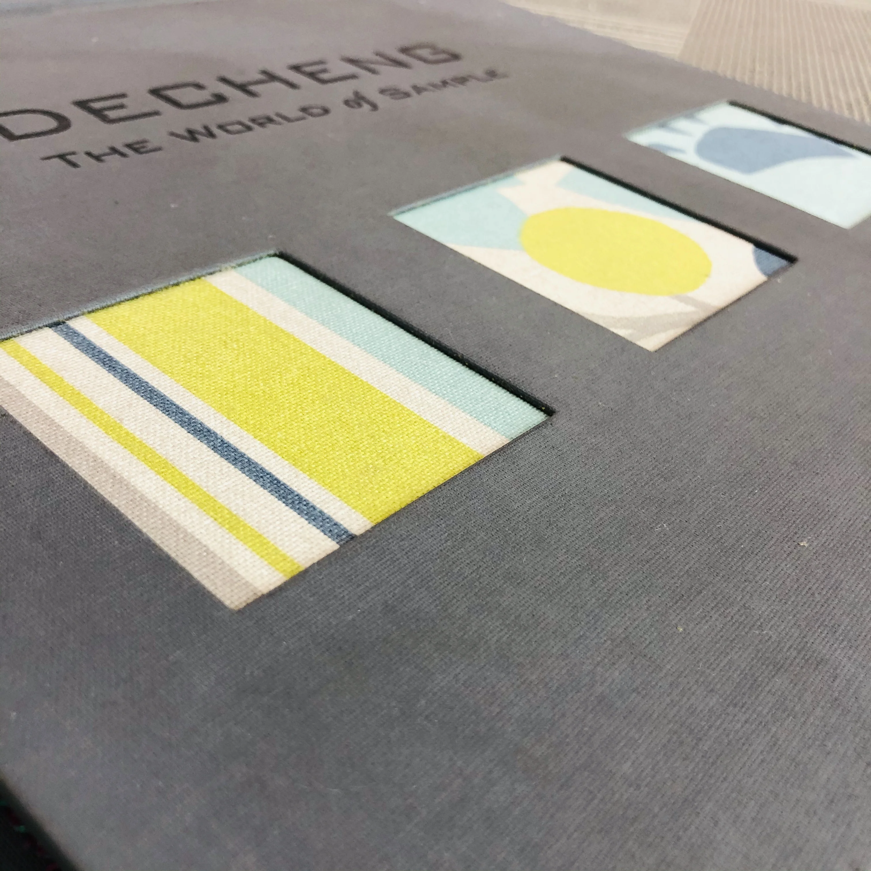 2020 подходящая прозрачная пластиковая обложка для книг